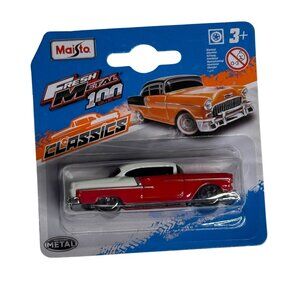 Maisto 1955 Chevrolet Bel Air Diecast Car Red White Classic